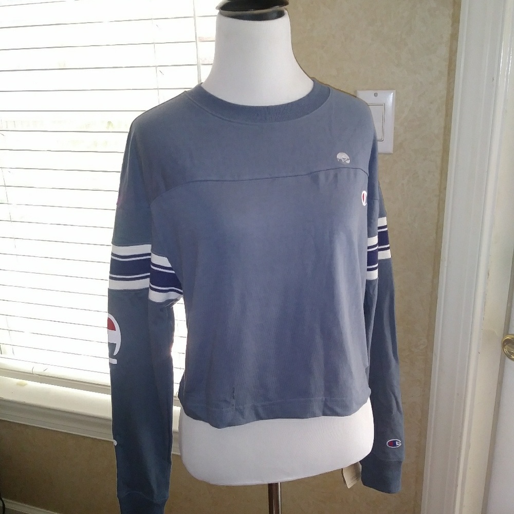 NWT CHAMPION XS Gray Sweatshirt